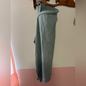 Green Muslin Nursing Cover